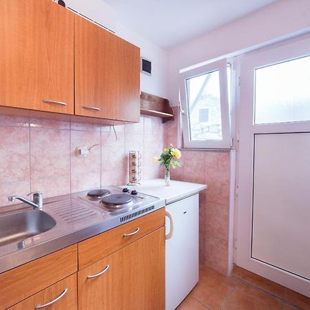 Apartment Mika Водице Екстериор снимка